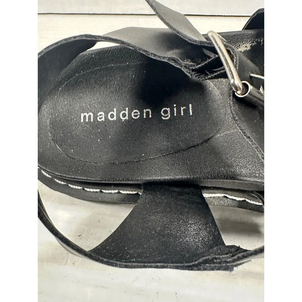 Madden Girl Black Platform Sandals Triple Strap Buckle Slingback Size 7.5 NEW